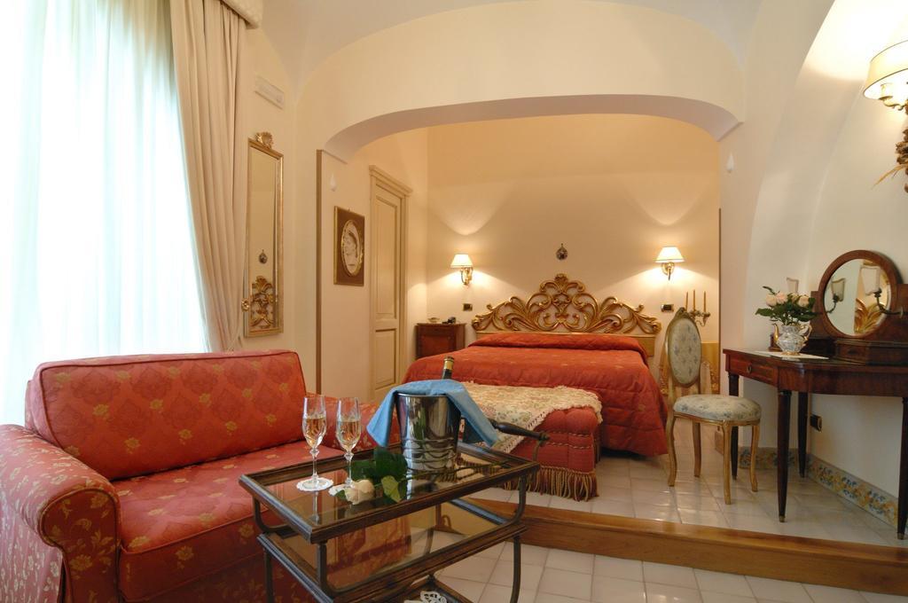Residenza Del Duca Amalfi Szoba fotó