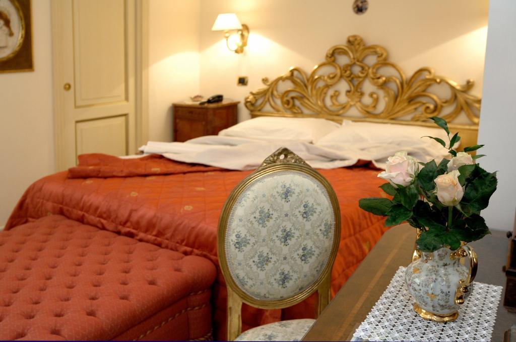 Residenza Del Duca Amalfi Szoba fotó