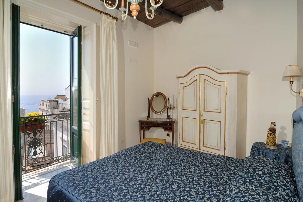 Residenza Del Duca Amalfi Szoba fotó