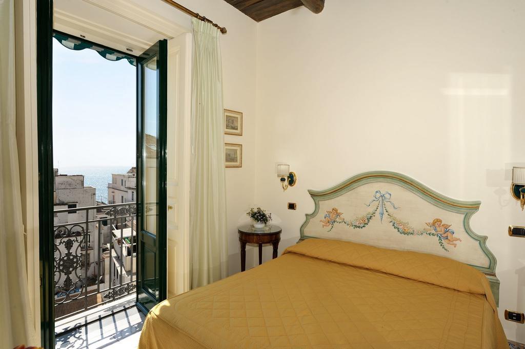 Residenza Del Duca Amalfi Szoba fotó