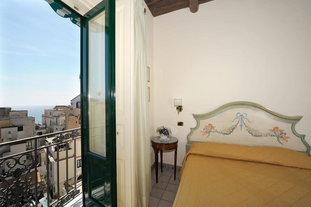 Residenza Del Duca Amalfi Szoba fotó