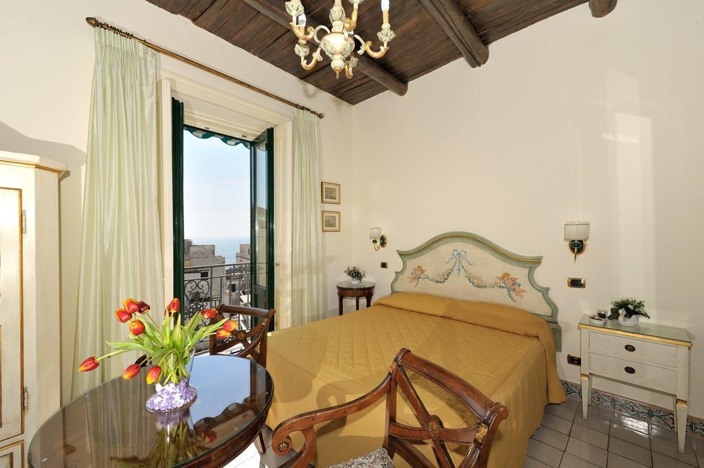 Residenza Del Duca Amalfi Szoba fotó
