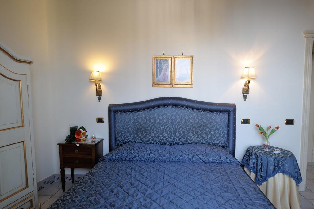 Residenza Del Duca Amalfi Szoba fotó