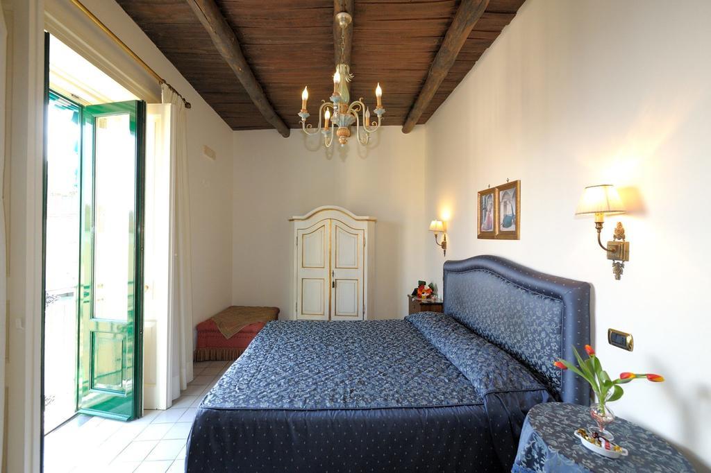 Residenza Del Duca Amalfi Szoba fotó