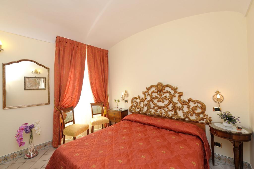 Residenza Del Duca Amalfi Szoba fotó