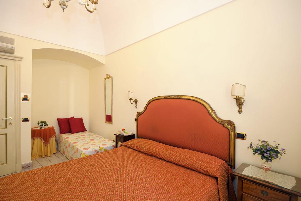 Residenza Del Duca Amalfi Szoba fotó