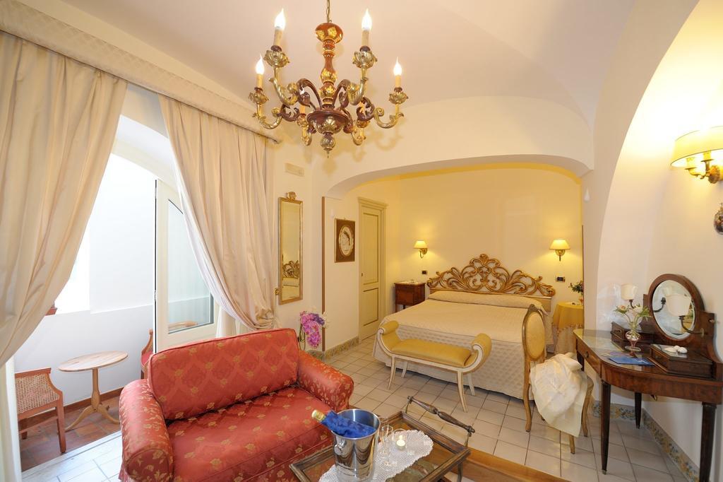 Residenza Del Duca Amalfi Szoba fotó