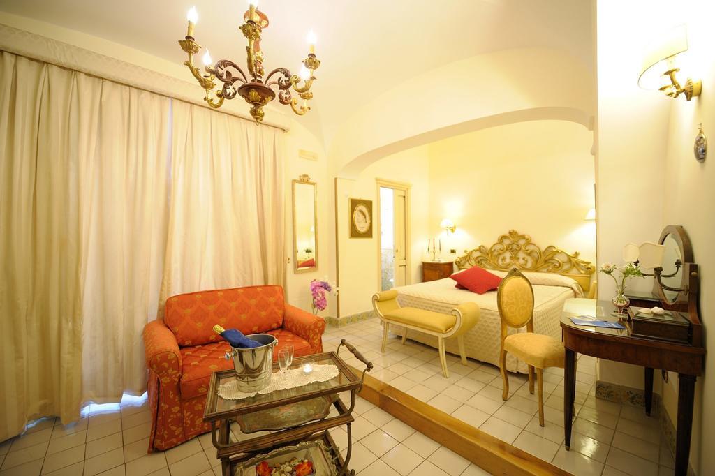 Residenza Del Duca Amalfi Szoba fotó
