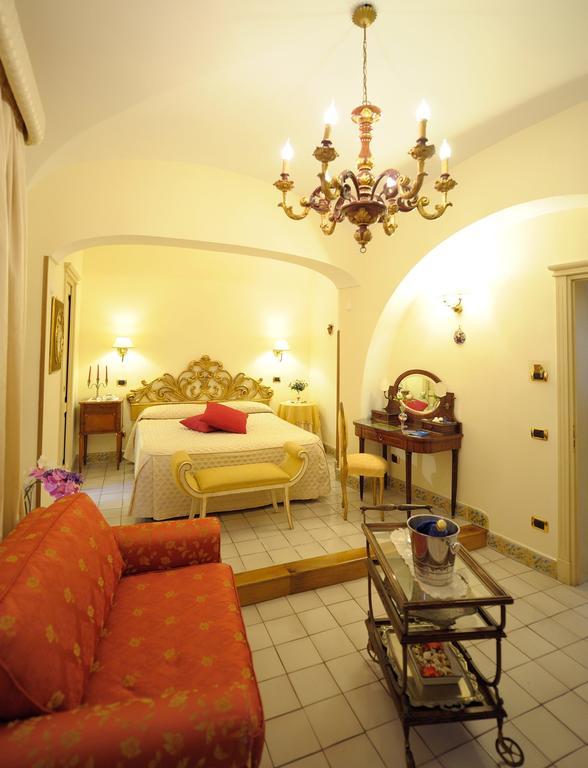 Residenza Del Duca Amalfi Szoba fotó