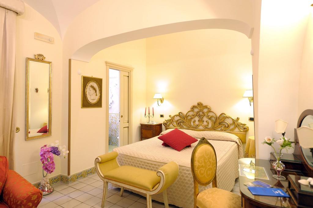 Residenza Del Duca Amalfi Szoba fotó